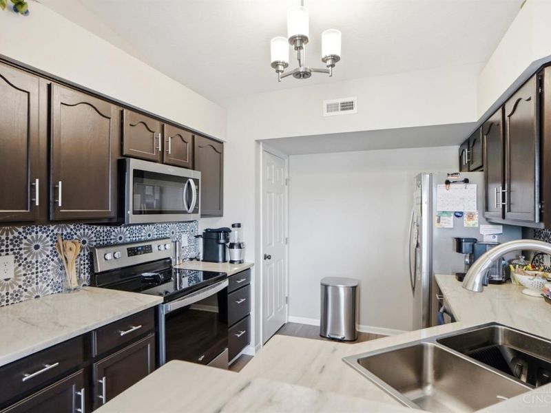 4421 North Shore Drive, Unit 302, Deerfield Twp., OH 45040 Photo 14