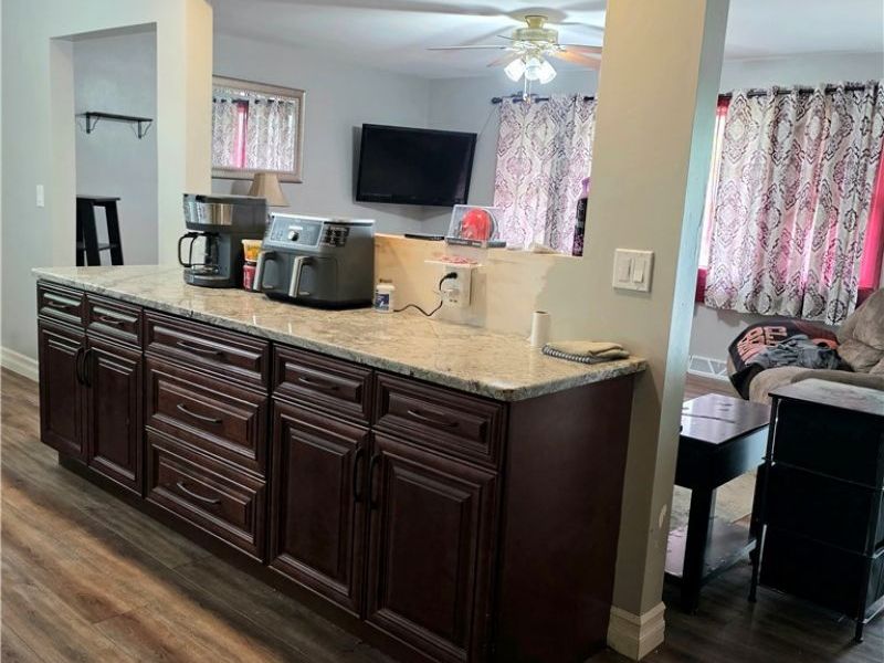5926 Louise Avenue NW, Champion, OH 44483 Photo 6