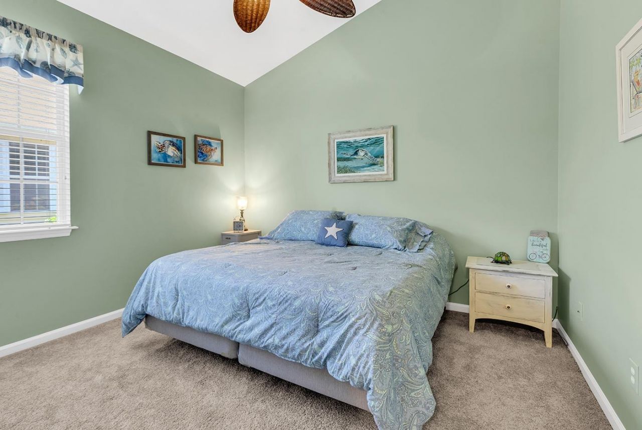862 Laquinta Loop Photo 19
