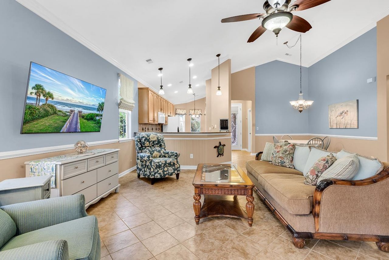 862 Laquinta Loop Photo 7