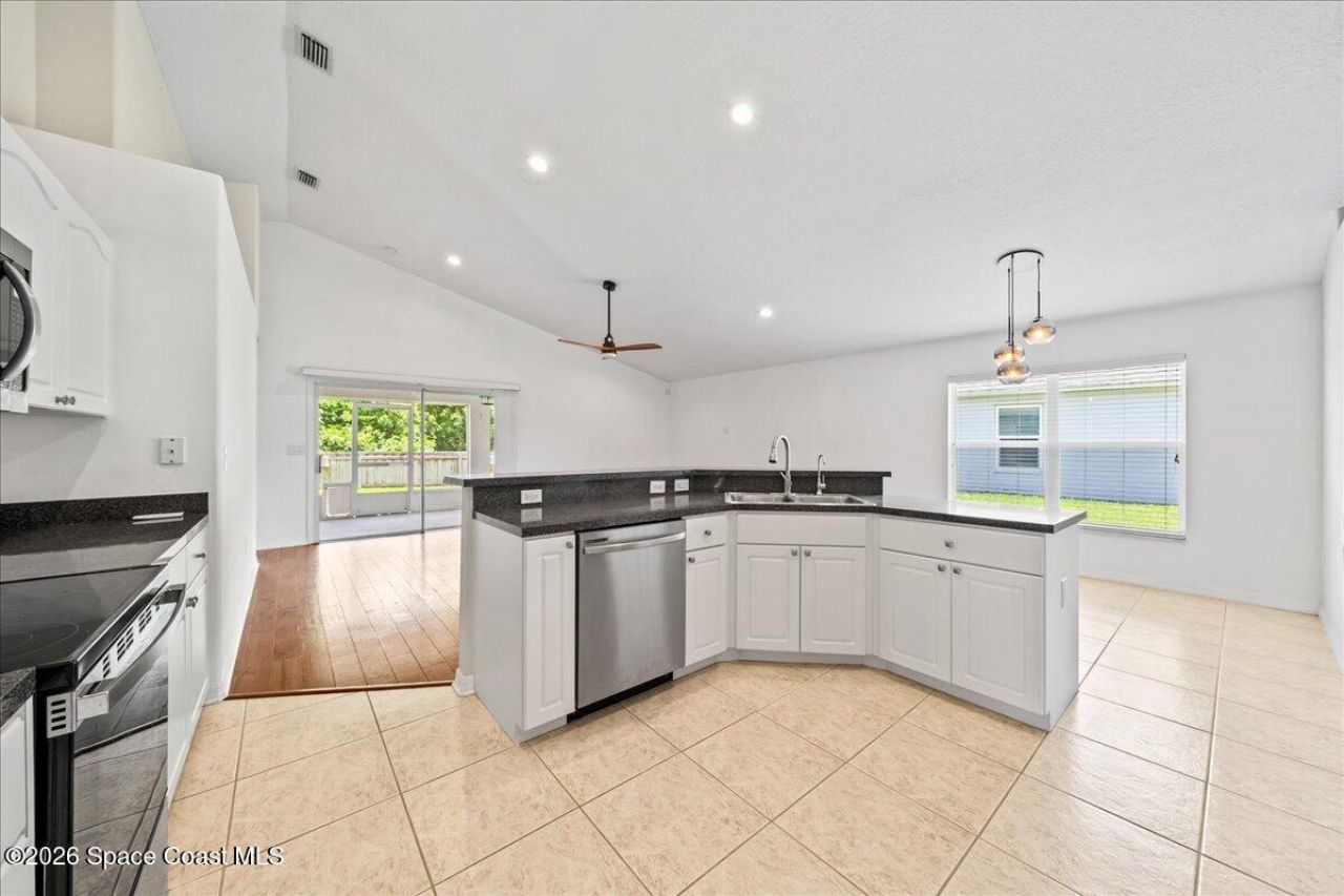 3350 Deer Lakes Drive, Melbourne, FL 32940 Photo