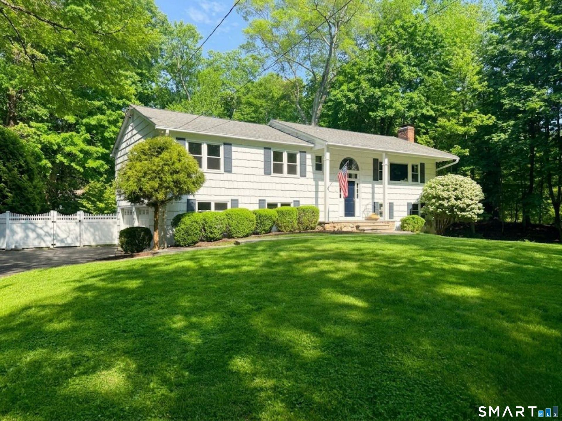 22 Berndale, Westport, CT 06880 Main Photo