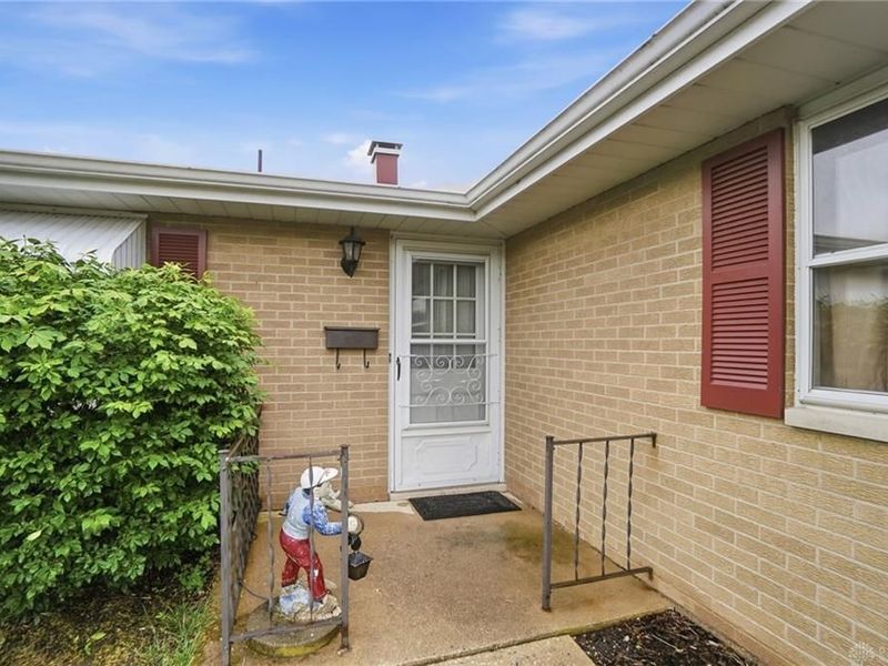 1801 Wilshire Drive, Piqua, OH 45356 Photo 2