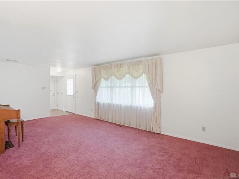1801 Wilshire Drive, Piqua, OH 45356 Photo 5