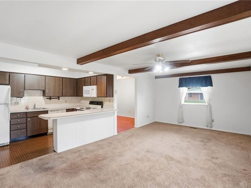 1801 Wilshire Drive, Piqua, OH 45356 Photo 8