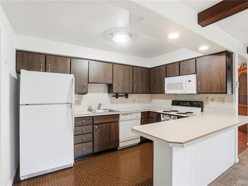 1801 Wilshire Drive, Piqua, OH 45356 Photo 9
