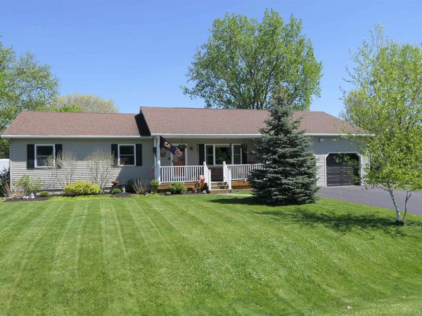 27 Thorpe Avenue Extension, St. Albans Town, VT 05478