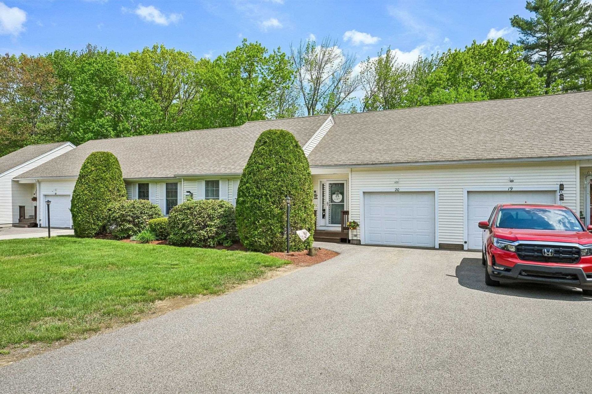 6 Patriot Drive, Unit 20, Hampstead, NH 03826 Main Photo
