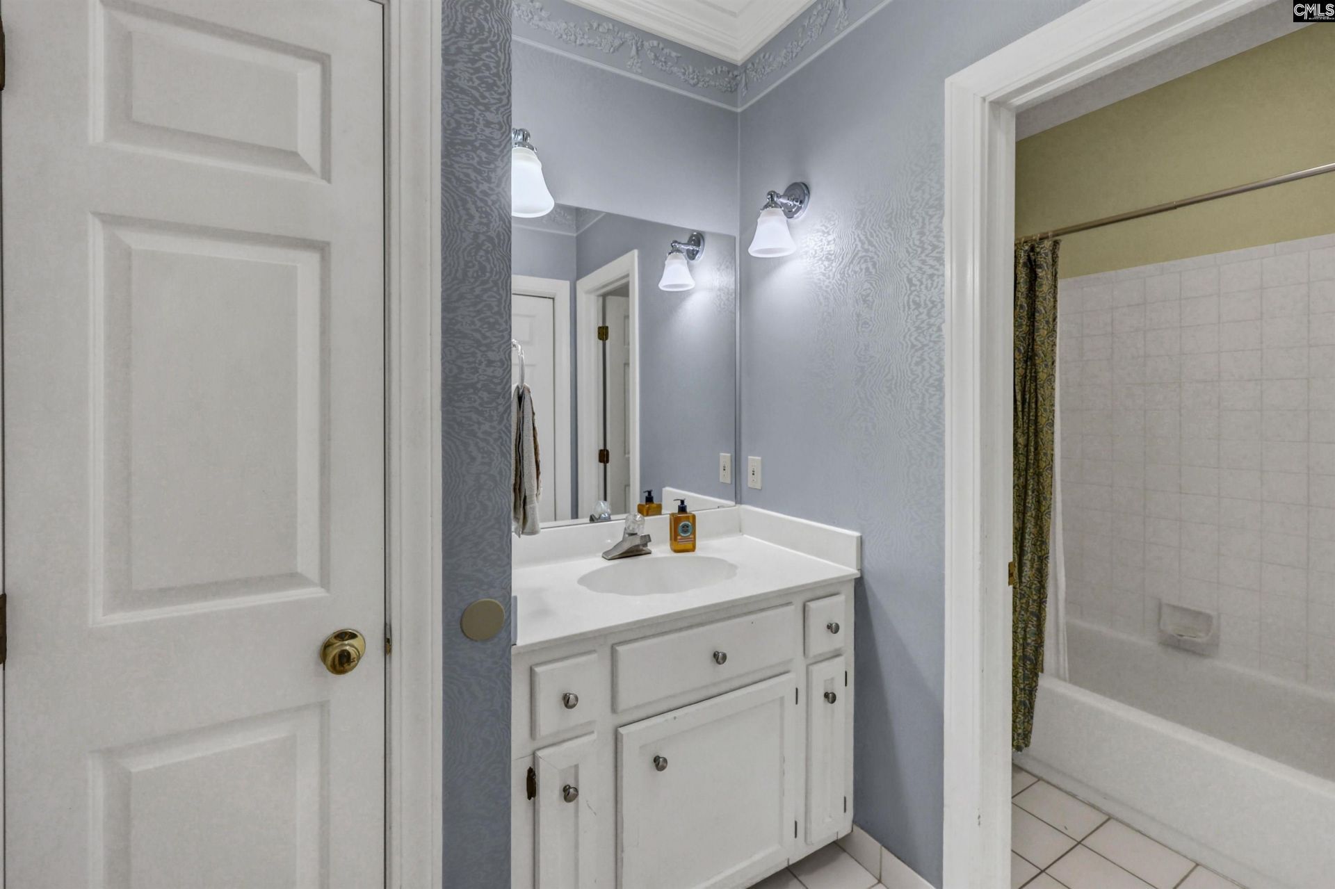 135 Willowood Cove  Photo 30