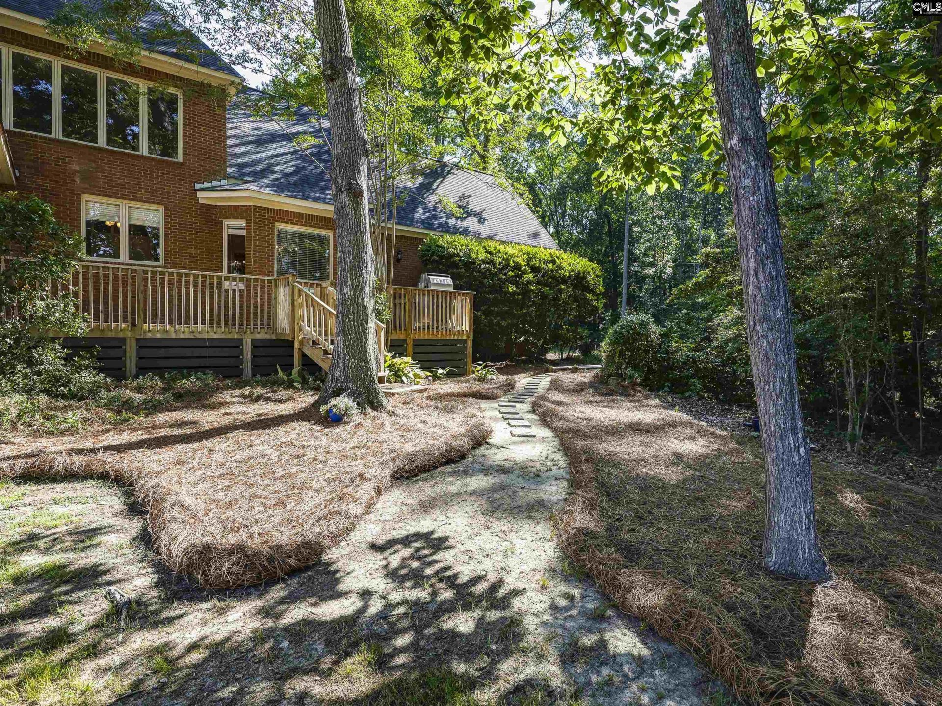 135 Willowood Cove  Photo 4