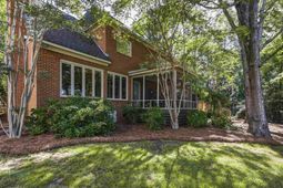 135 Willowood Cove  photo 4