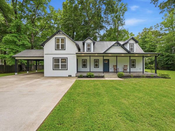 13 Douglas Street, Greenbrier, AR 72058