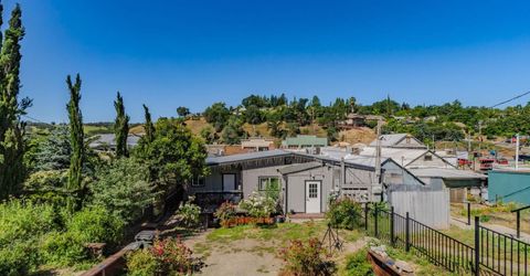 160-164 Main St., Jackson, CA 95642 Photo