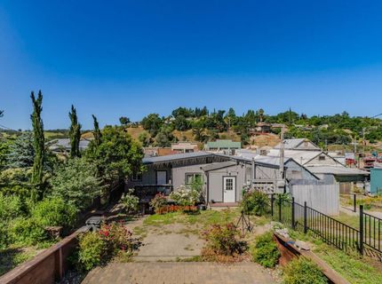 160-164 Main St., Jackson, CA 95642 Photo