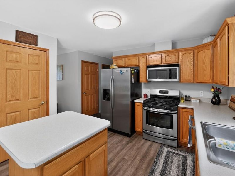 453 Greenlawn Drive , Howard, OH 43028 Photo 9