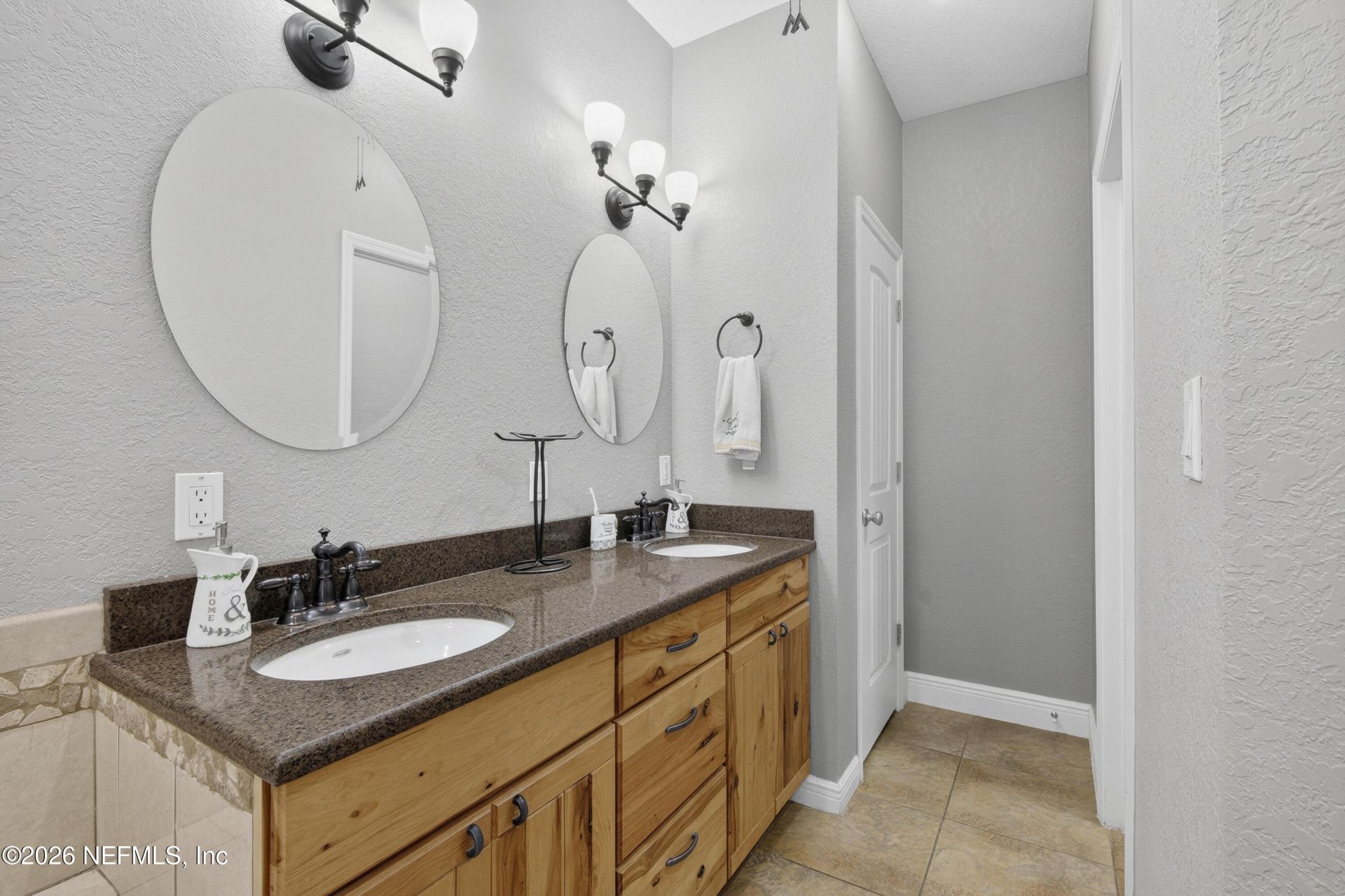241 SW Gardner Terrace, Lake City, FL 32024 Photo