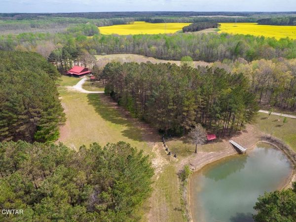735 Beaver Canal Ln , Huntingdon, TN 38344