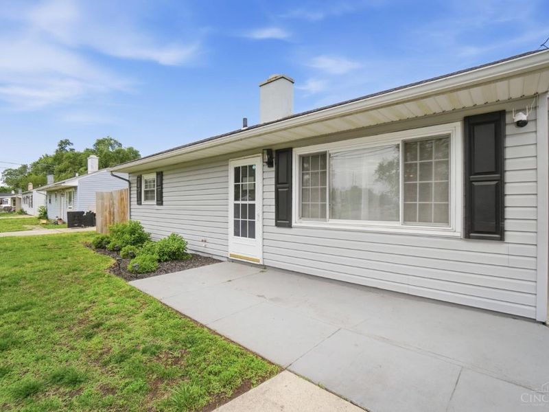 1417 Pershing Avenue, Middletown, OH 45044 Photo 6