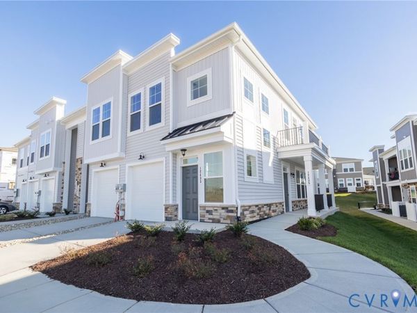 5404 Raysdale Road , Unit 202, Glen Allen, VA 23059