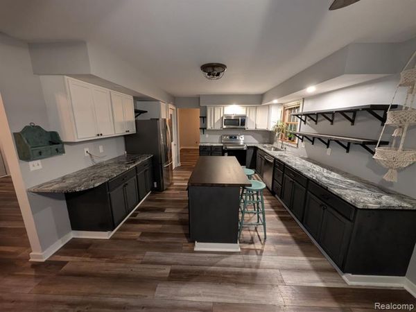 9359 Lochmoor Drive , Davison Twp, MI 48423