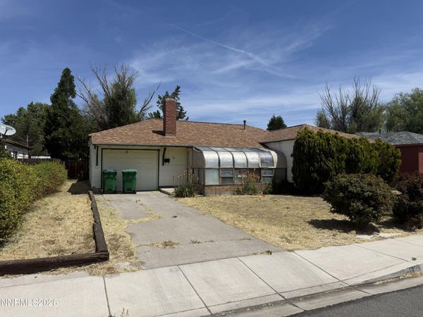 18 E P Street, Sparks, NV 89431