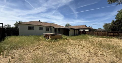 18 E P Street, Sparks, NV 89431 Photo