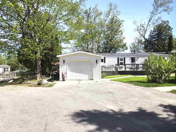 7400 Lakeview Drive, Unit 35, Charlevoix, MI 49720