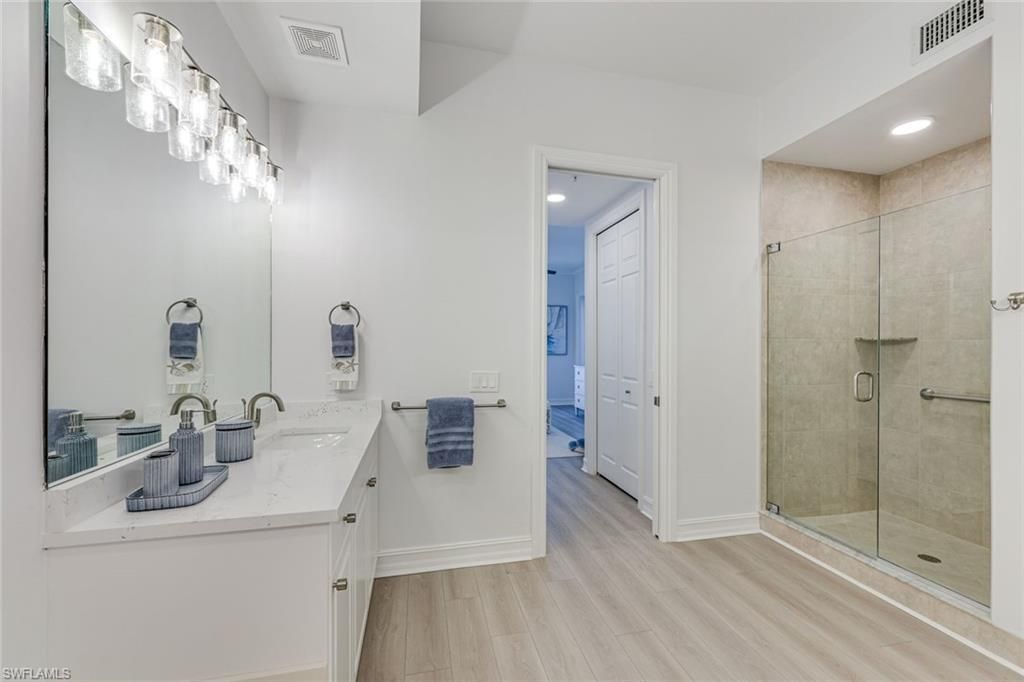 805 Bentwater Cir, Unit 104, Naples, FL 34108 Photo