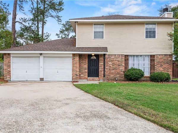 203 BROOKHAVEN Court , Slidell, LA 70461