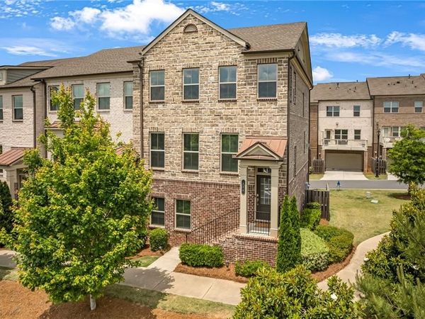 424 Montclair Court, Woodstock, GA 30188