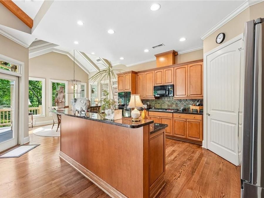 Property Image 24