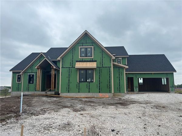 9502 W 176th Terrace, Overland Park, KS 66221