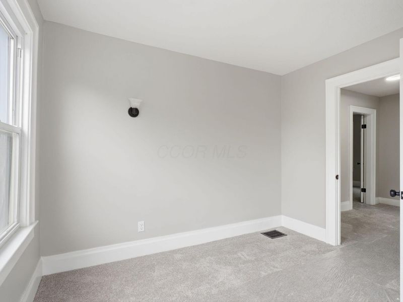 298 N Burgess Avenue , Columbus, OH 43204 Photo 22