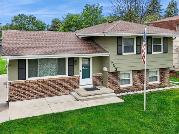 333 E 25th Street N, Newton, IA 50208