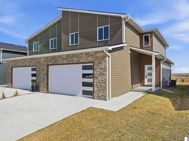 336 N 105th Street , Lincoln, NE 68527