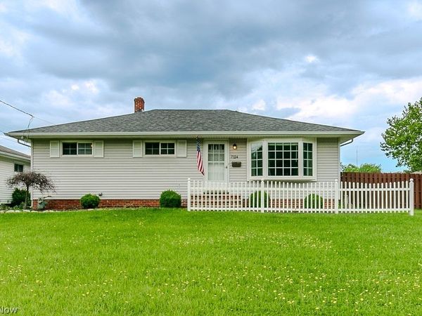 7224 Meadow Lane, Parma, OH 44134