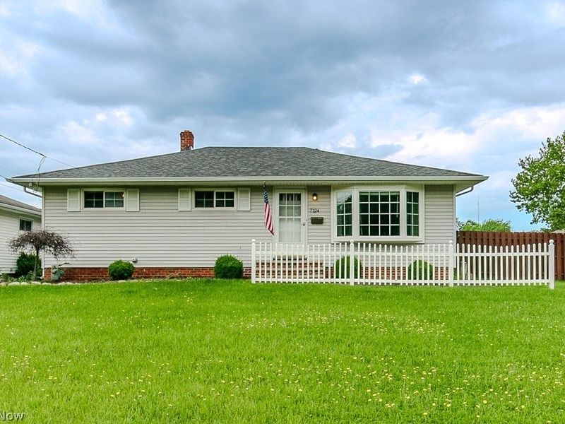 7224 Meadow Lane, Parma, OH 44134 Photo 1