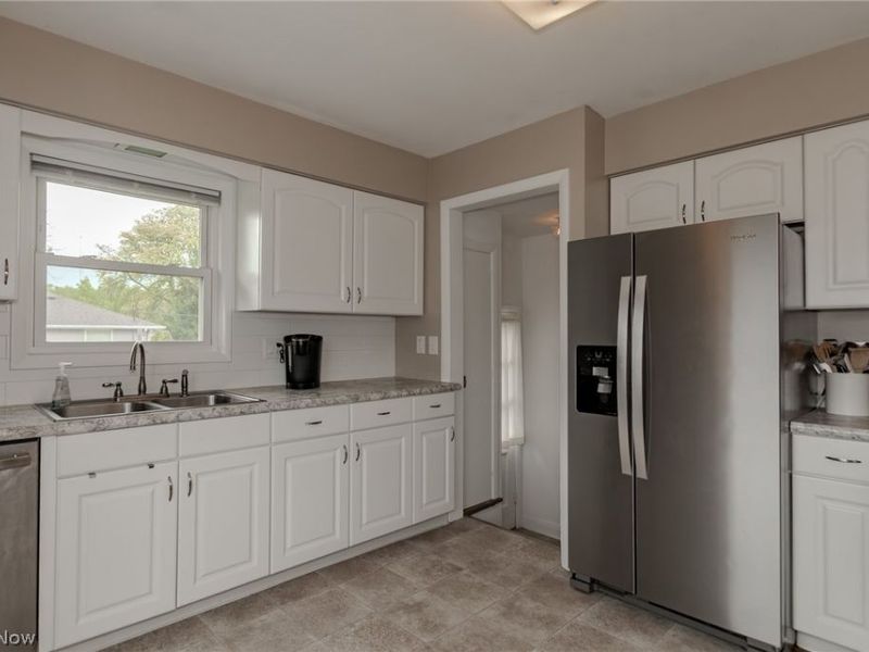 7224 Meadow Lane, Parma, OH 44134 Photo 11