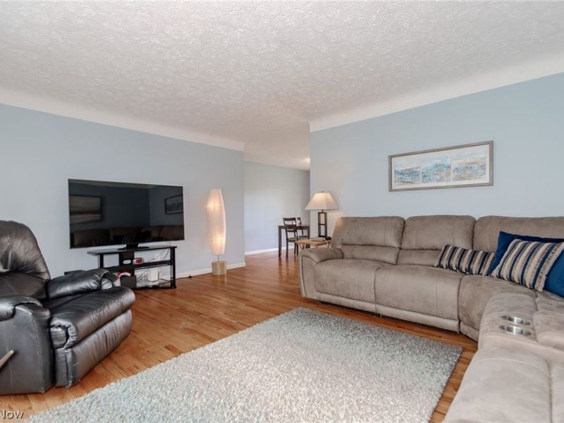 7224 Meadow Lane, Parma, OH 44134 Photo 4