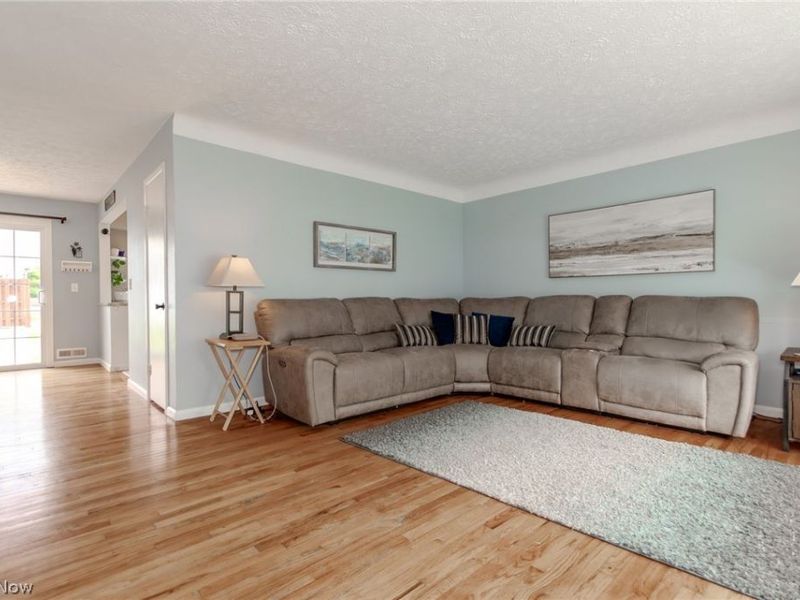 7224 Meadow Lane, Parma, OH 44134 Photo 6
