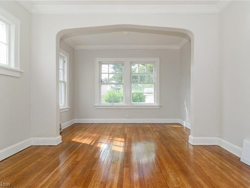 18119 Lake Shore Boulevard, Cleveland, OH 44119 Photo 13