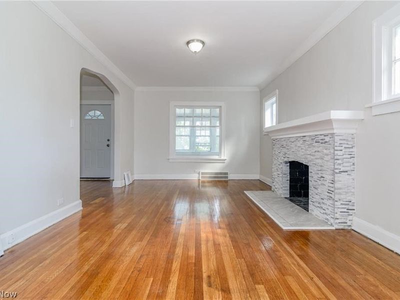 18119 Lake Shore Boulevard, Cleveland, OH 44119 Photo 16