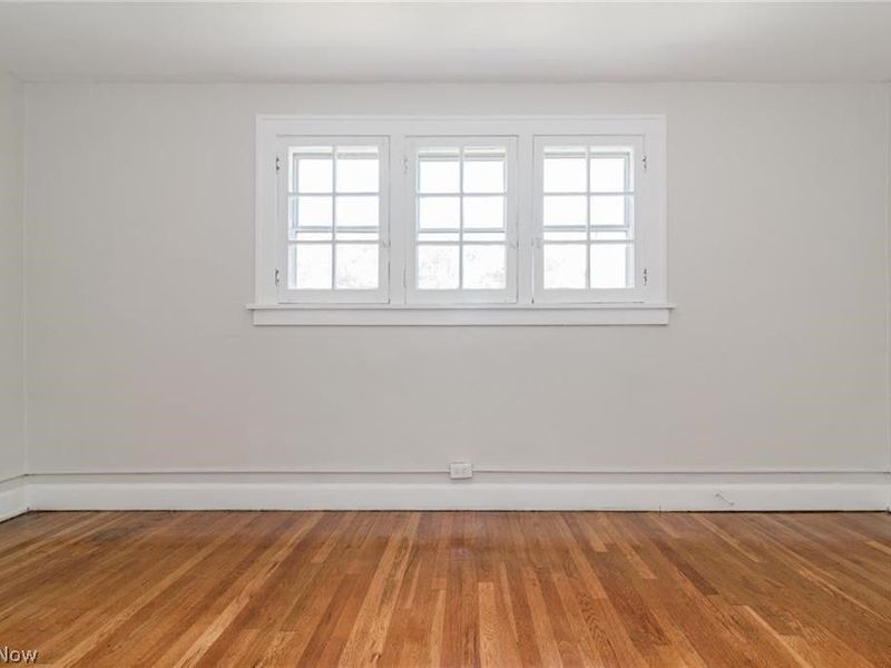 18119 Lake Shore Boulevard, Cleveland, OH 44119 Photo 32