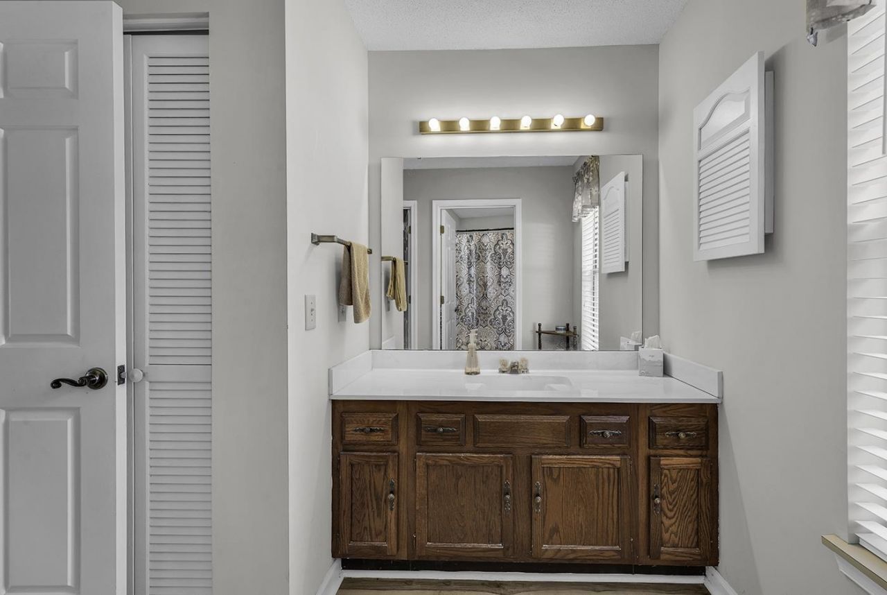 130 Berry Tree Ln.  Photo 20
