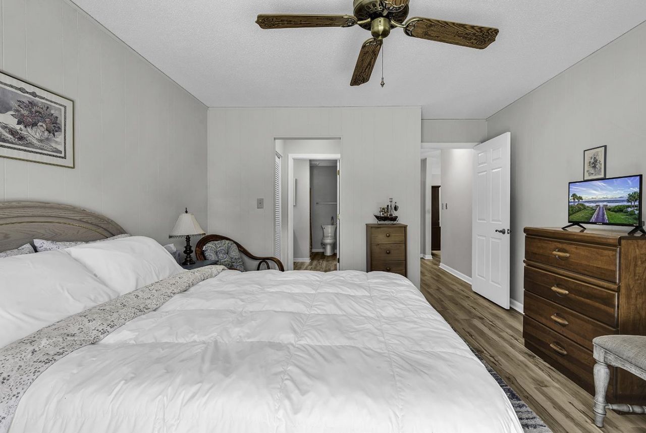 130 Berry Tree Ln.  Photo 25