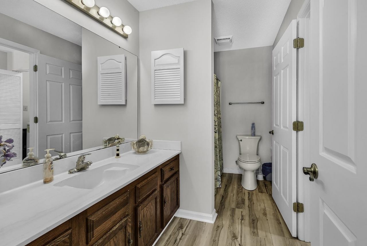130 Berry Tree Ln.  Photo 28