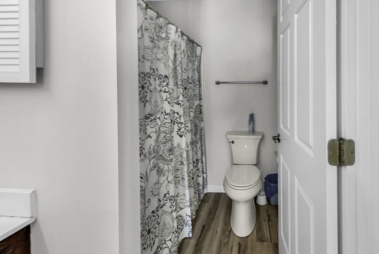 130 Berry Tree Ln.  Photo 29
