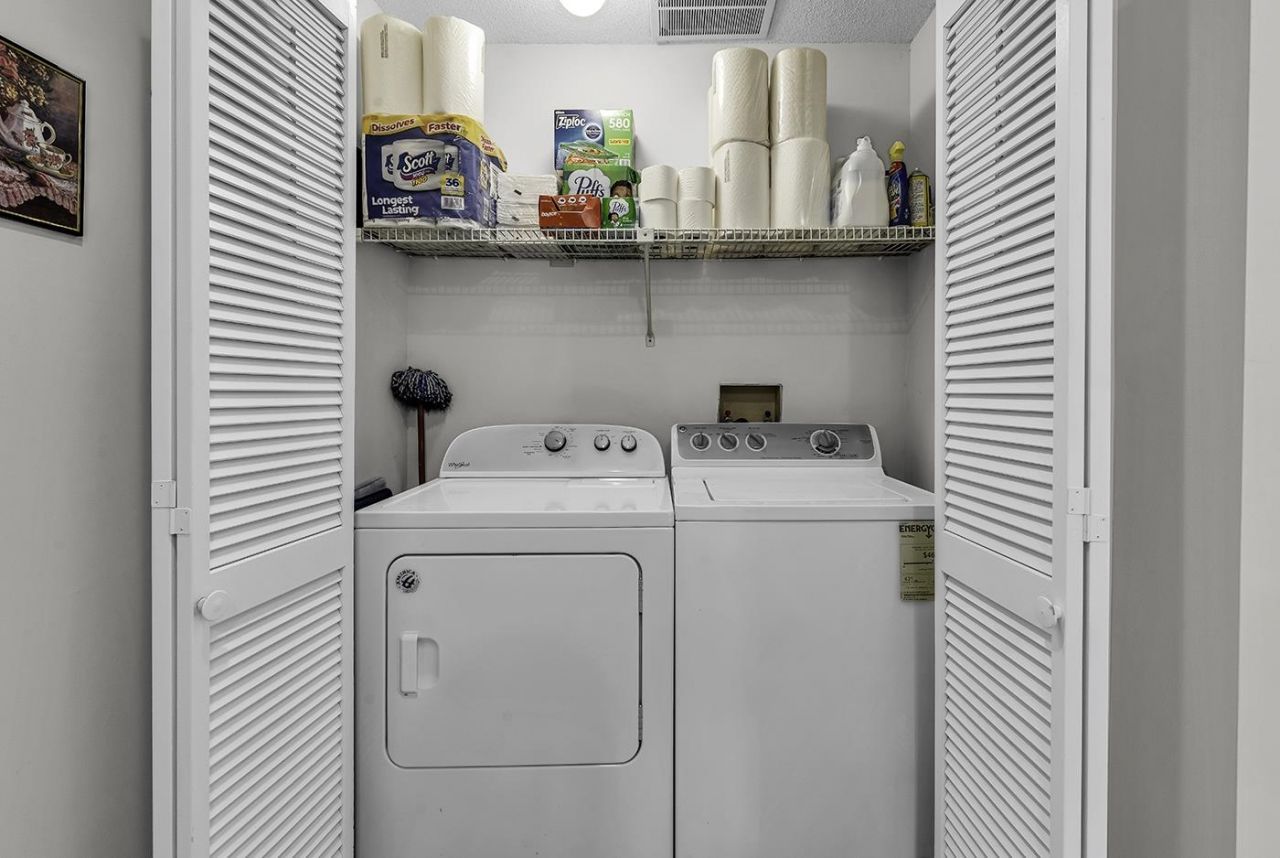 130 Berry Tree Ln.  Photo 35