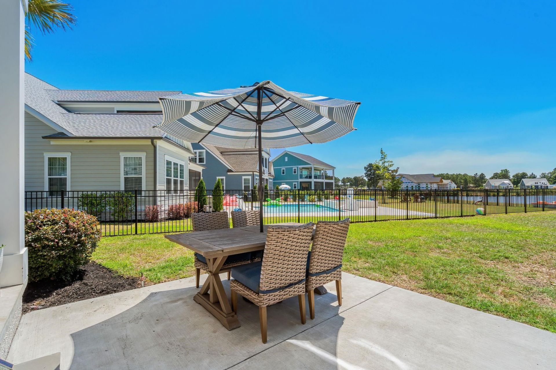 485 Starlit Way Photo 49