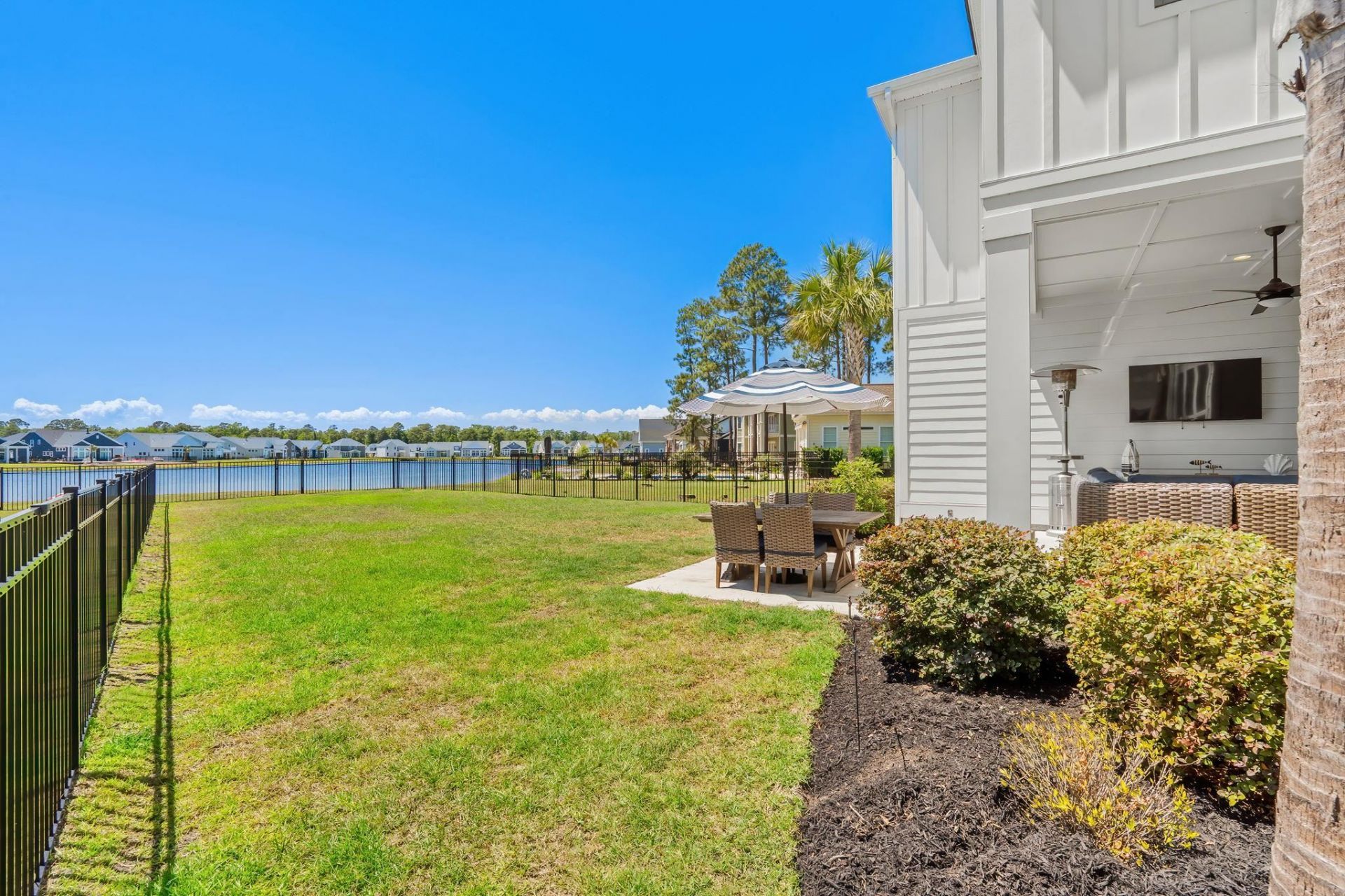 485 Starlit Way Photo 52